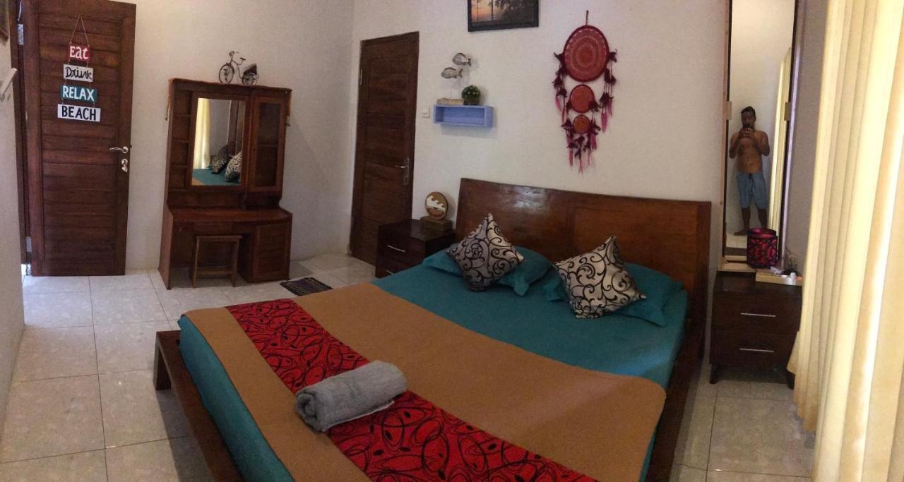 Medewi Secret Surfcamp Hotel Pulukan Bagian luar foto