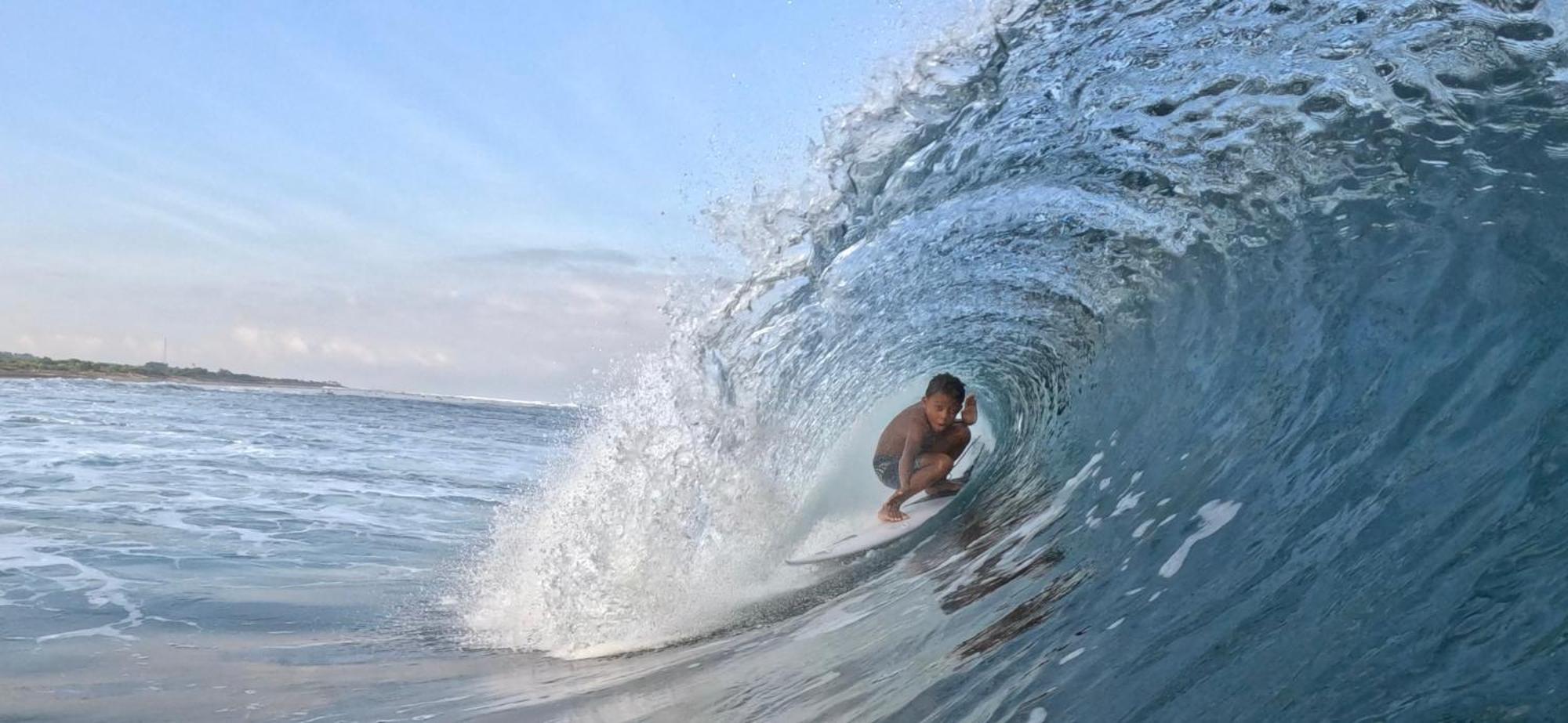 Medewi Secret Surfcamp Hotel Pulukan Bagian luar foto